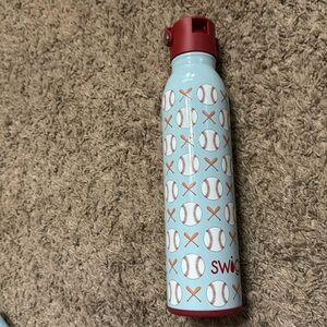 Swig baseball water bottle